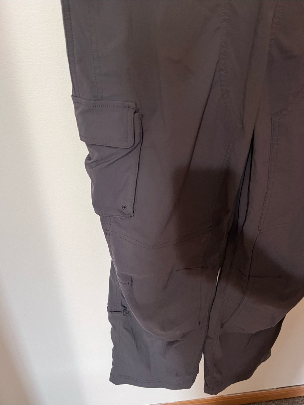 Duluth Trading Co Heirloom Gardening Overalls Dark Grey Charcoal Medium x 29 - Picture 5 of 11